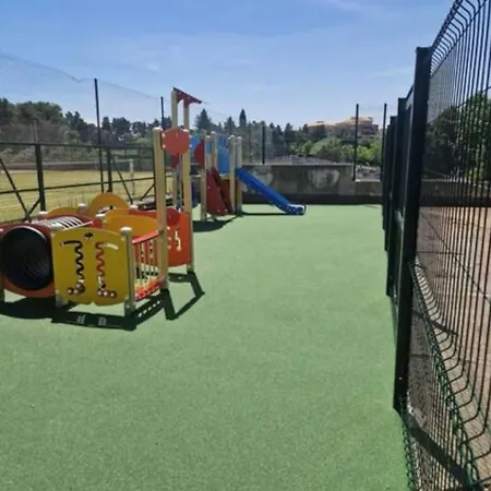 2 Pièces Dans Résidence Avec Piscine Proche Centre